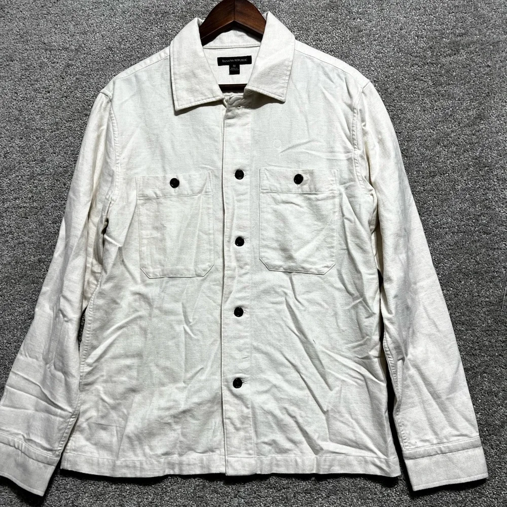 Banana Republic Shirt Men's Cream Double Pockets Collared Button Up Medium
